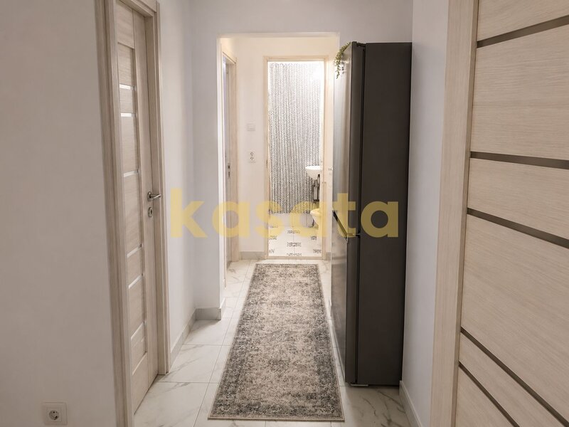 Teiul Doamnei, ap. 2 camere, renovat, mutare imediata.