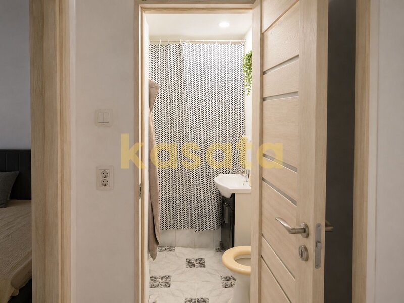 Teiul Doamnei, ap. 2 camere, renovat, mutare imediata.